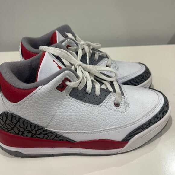 Size 2Y Air Jordan 3 Retro “Fire Red” Athletic Basketball Shoes DM0966-160 - Picture 4 of 8